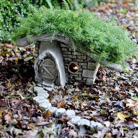 Turf Lodge 2 Turf Lodge - Image 2