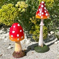 Set 3 Garden Mushroom Ornaments -Green Haven Shop SET3MUSH 8